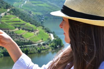 Poznaj smak słońca Portugalii – Porto Croft White